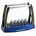 Péndulo de Newton Moderno Negro, Azul con Base Sólida
